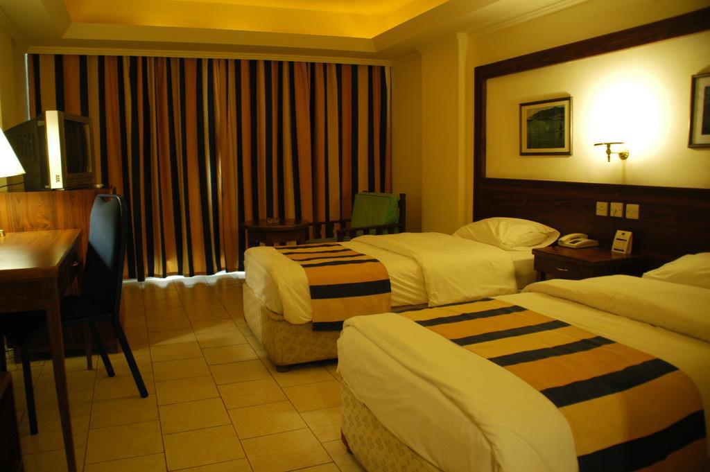 Mina Hotel Aqaba Room photo